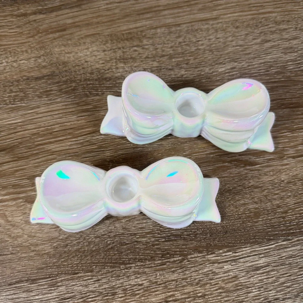 Target Bullseye Iridescent Ceramic Bow Taper Candle Holders Set of 2 READ DESC